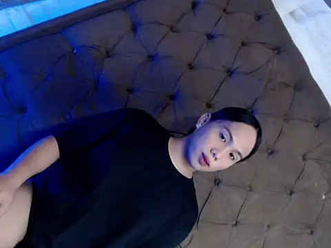 Snapshot of Cockyliciousx chatting on 10.28.25 Cockyliciousx online show from 10.28.25