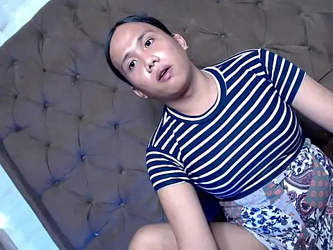 Snapshot of Cockyliciousx chatting on 10.29.25 Cockyliciousx online show from 10.29.25