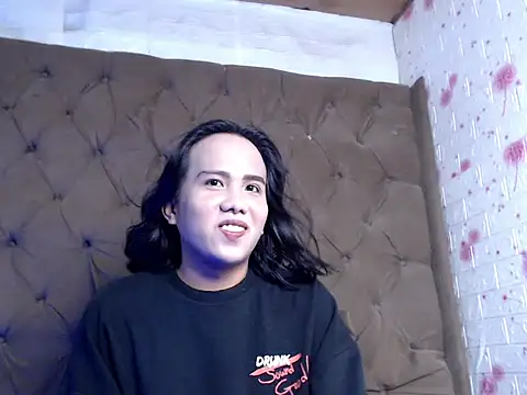 Snapshot of Cockyliciousx chatting on 11.27.25 Cockyliciousx online show from 11.27.25