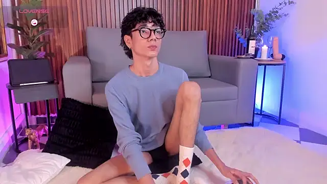 Snapshot of Phillicious__ chatting on 02.14.26 Phillicious online show from 02.14.26