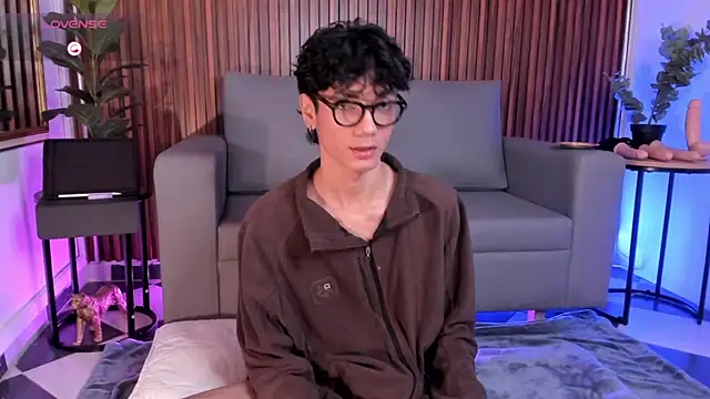 Snapshot of Phillicious__ chatting on 02.20.26 Phillicious online show from 02.20.26