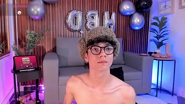 Snapshot of Phillicious__ chatting on 02.24.26 Phillicious online show from 02.24.26