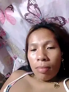 Snapshot of HotNaughtyGirl23 chatting on 09.11.25 HotNaughtyGirl23 online show from 09.11.25