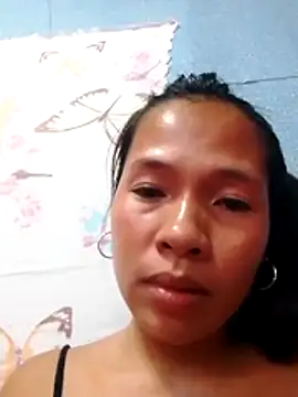 Snapshot of HotNaughtyGirl23 chatting on 07.18.26 HotNaughtyGirl23 online show from 07.18.26