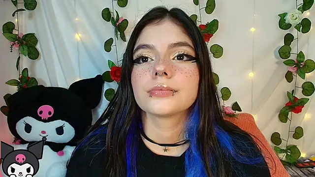 Snapshot of cutee_andrea chatting on 05.12.26 cutee andrea online show from 05.12.26