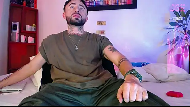 Edwardjonnes online show from 04.08.26