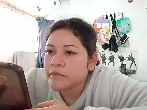 Kitty WetXxX online show from 06.25.26