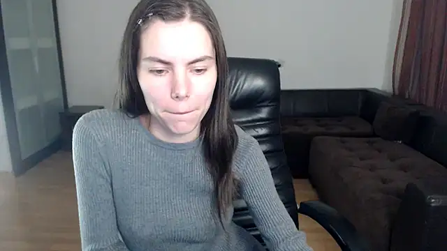 Snapshot of AmelieReve chatting on 09.27.25 AmelieReve online show from 09.27.25