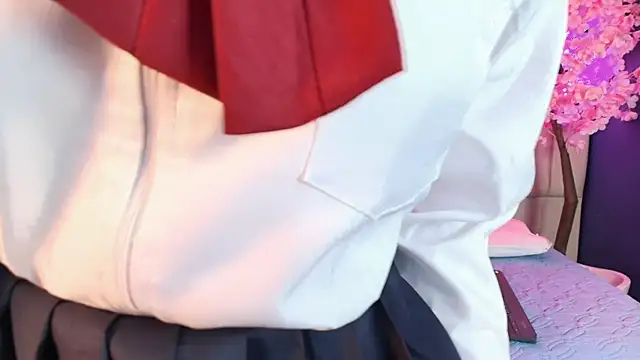 Shizuko  online show from 04.05.26