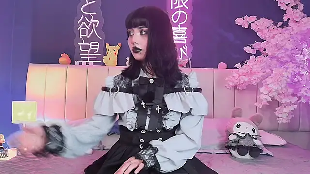 Shizuko  online show from 04.27.26