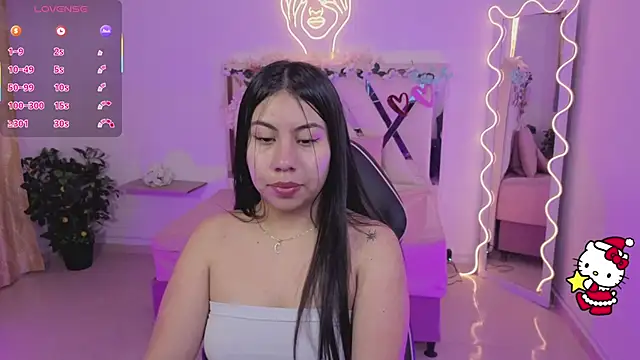 ZURY TAY online show from 12.15.25