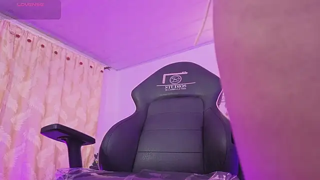 ZURY TAY online show from 03.27.26