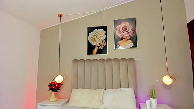 Snapshot of Dani_rosse_ chatting on 05.27.26 Dani rosse online show from 05.27.26