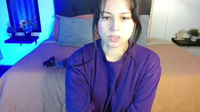 Eymmy 24 online show from 09.18.25