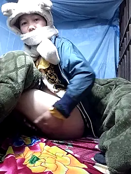 Snapshot of PhamPm70 chatting on 01.11.26 PhamPm70 online show from 01.11.26