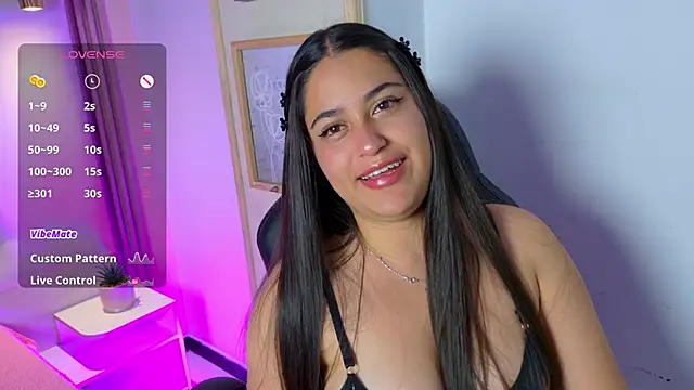 Snapshot of gabyjoness_ chatting on 05.27.26 gabyjoness online show from 05.27.26
