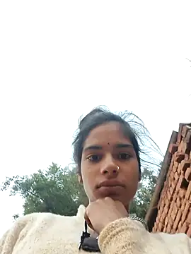 Snapshot of Gulika_Doshi chatting on 11.12.25 Gulika Doshi online show from 11.12.25