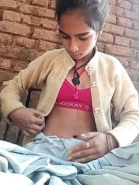 Snapshot of Gulika_Doshi chatting on 12.16.25 Gulika Doshi online show from 12.16.25