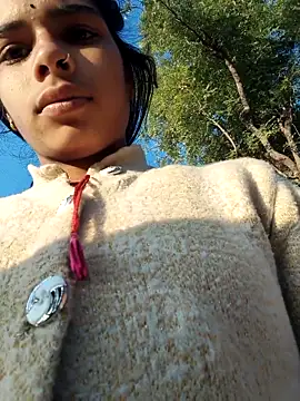 Snapshot of Gulika_Doshi chatting on 12.17.25 Gulika Doshi online show from 12.17.25