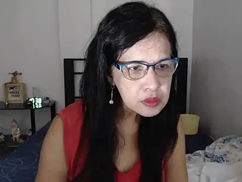 Prettysweetmum online show from 10.01.25