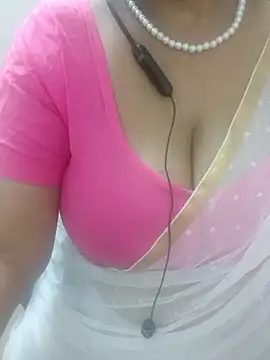 Snapshot of tami_lavanya chatting on 05.19.26 tami lavanya online show from 05.19.26