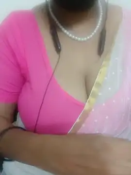 Snapshot of tami_lavanya chatting on 05.29.26 tami lavanya online show from 05.29.26