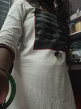 Snapshot of kavya-telugu84 chatting on 07.04.26 kavya-telugu84 online show from 07.04.26