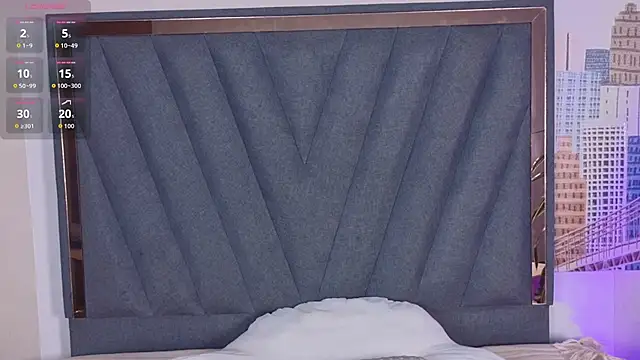 VelvetFox  online show from 02.14.26