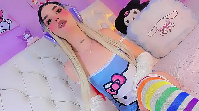 Cattleya White ll online show from 10.30.25