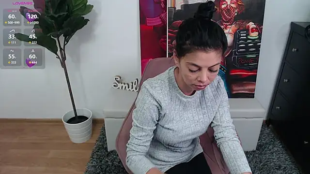 Snapshot of LadyLiia chatting on 04.19.26 LadyLiia online show from 04.19.26