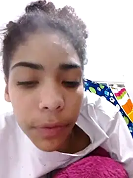 Snapshot of ZafiroAndFlynn chatting on 02.08.26 ZafiroAndFlynn online show from 02.08.26