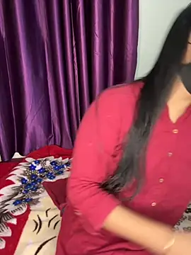 Snapshot of best_couple19 chatting on 09.13.25 best couple19 online show from 09.13.25