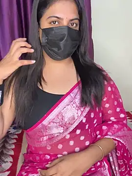 Snapshot of best_couple19 chatting on 09.21.25 best couple19 online show from 09.21.25