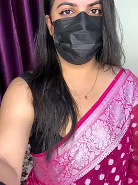 Snapshot of best_couple19 chatting on 10.22.25 best couple19 online show from 10.22.25