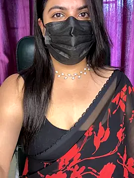 Snapshot of best_couple19 chatting on 11.01.25 best couple19 online show from 11.01.25