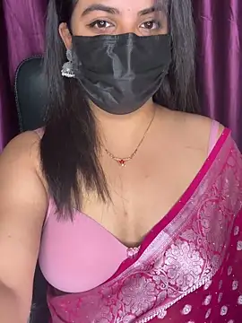 Snapshot of best_couple19 chatting on 02.11.26 best couple19 online show from 02.11.26