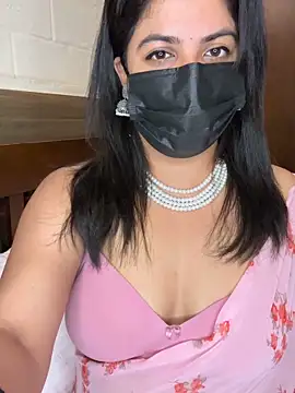 Snapshot of best_couple19 chatting on 02.18.26 best couple19 online show from 02.18.26