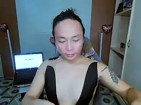 YourNikkieXxx online show from 02.04.26