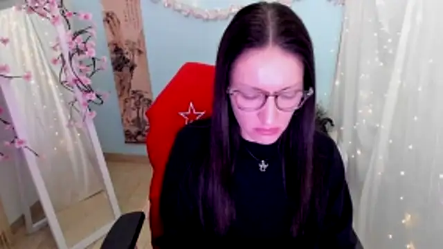 Aurora Loveu online show from 04.05.26