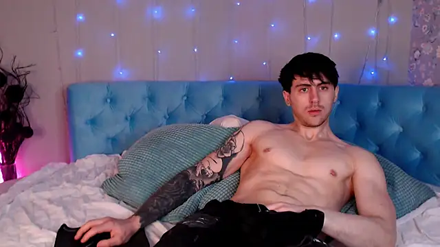 Oscar Miller  online show from 03.15.26