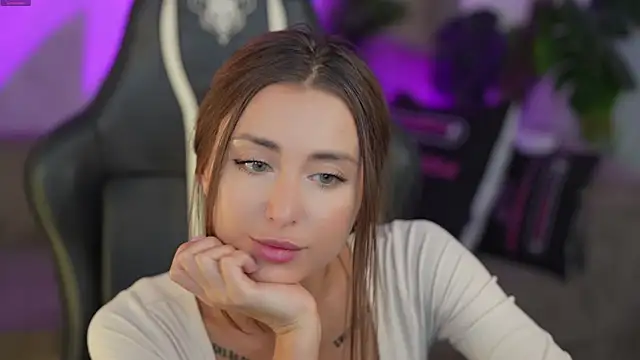 Luna secretgirl online show from 09.15.25