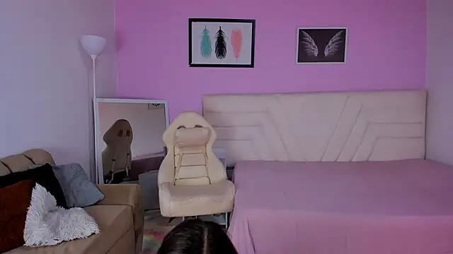 fressittalove01 online show from 10.15.25