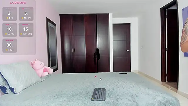 marianaandvalen online show from 03.03.26