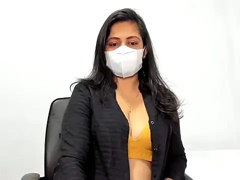 Crazy Cat1995 online show from 11.21.25