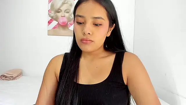 Snapshot of valeria_millers chatting on 04.24.26 valeria millers online show from 04.24.26