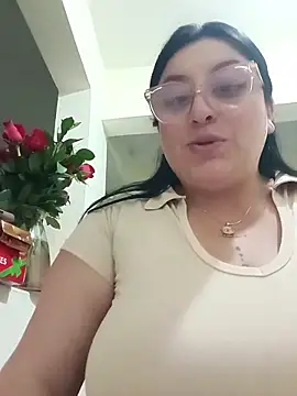 megan fox5 online show from 12.03.25