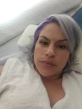 Snapshot of toomuchofafreak chatting on 10.22.25 toomuchofafreak online show from 10.22.25