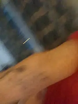 Snapshot of toomuchofafreak chatting on 11.04.25 toomuchofafreak online show from 11.04.25