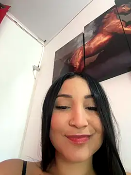 ReinaChloe online show from 09.21.25