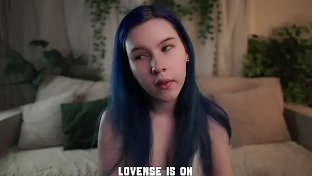 ElizSpieth online show from 12.16.25